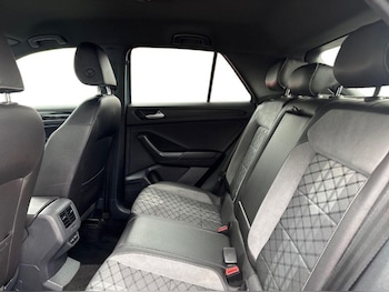 Used Volkswagen T-Roc 2022 for sale - 78499598: Photo