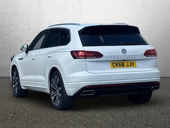 Used Volkswagen Touareg 2018 for sale - 78733008: Photo