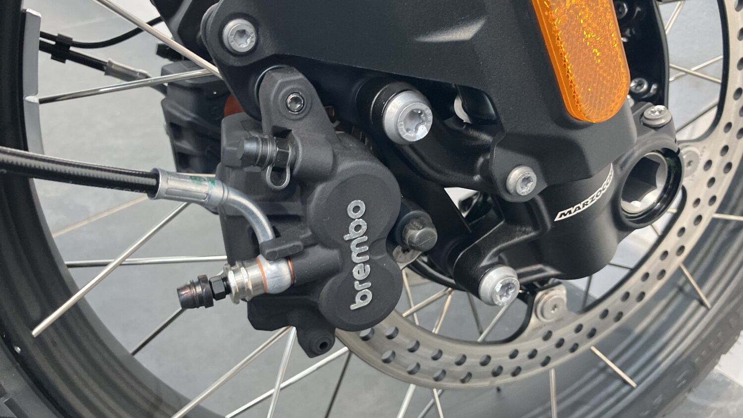 2025 BMW R12 BMW R12 GS (25MY) DUEL Petrol Manual - Picture 15 of 16