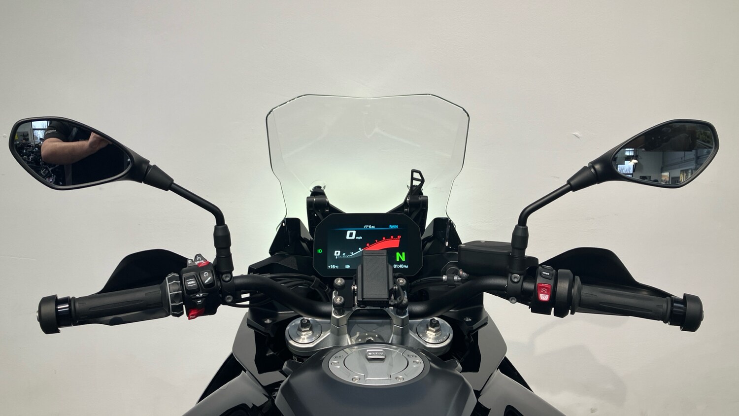Used BMW F900 2025 for sale - 78620576: Photo 3