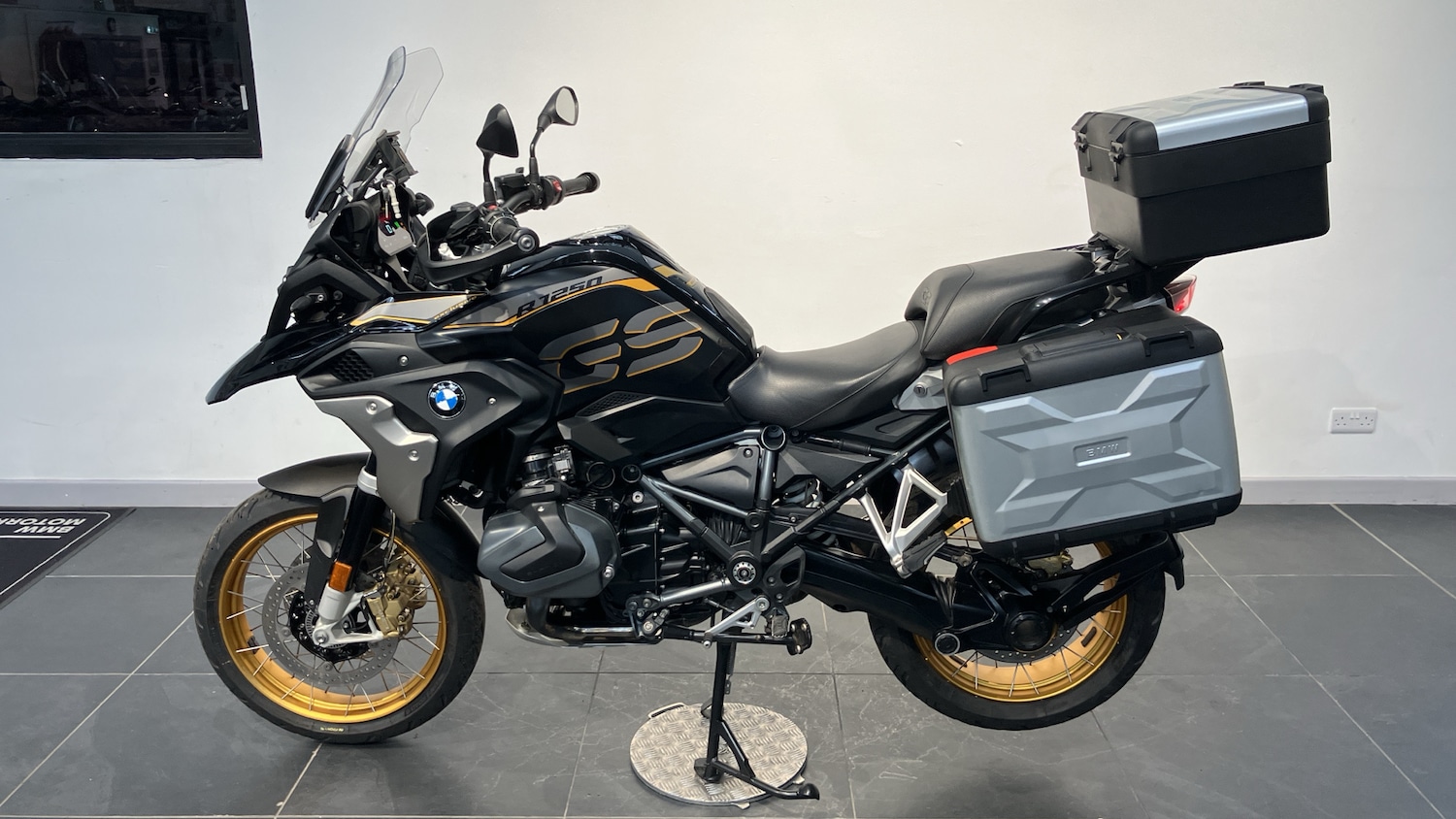 BMW R1250