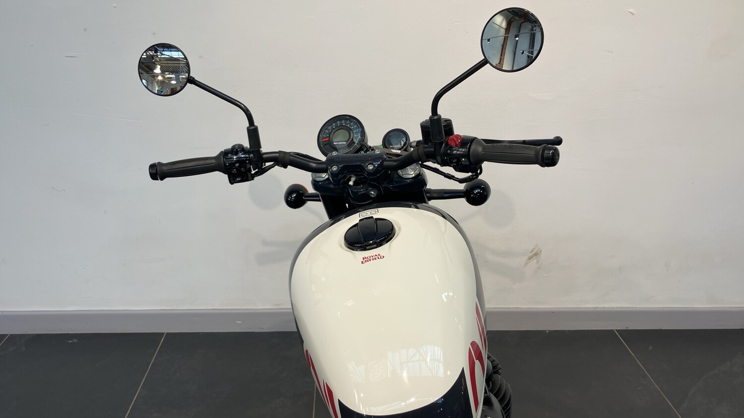 Used Royal Enfield Shotgun 2024 for sale - 78484112: Photo 9