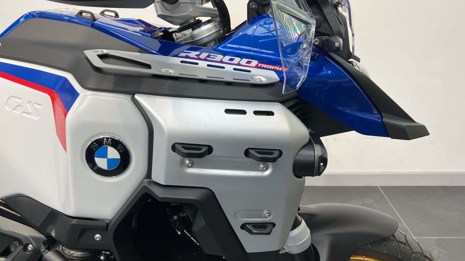 2025 BMW R1300 25MY BMW R1300 GS Adventure TE DUEL Petrol Manual - Picture 10 of 24