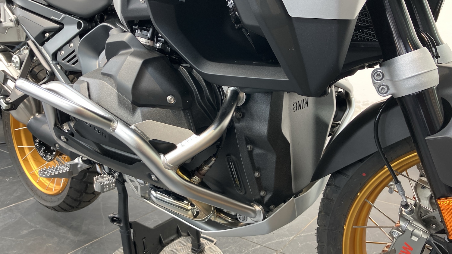 2025 BMW R1300 25MY BMW R1300 GS Adventure TE DUEL Petrol Manual - Picture 13 of 24