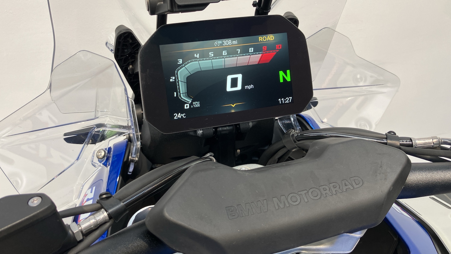 2025 BMW R1300 25MY BMW R1300 GS Adventure TE DUEL Petrol Manual - Picture 22 of 24
