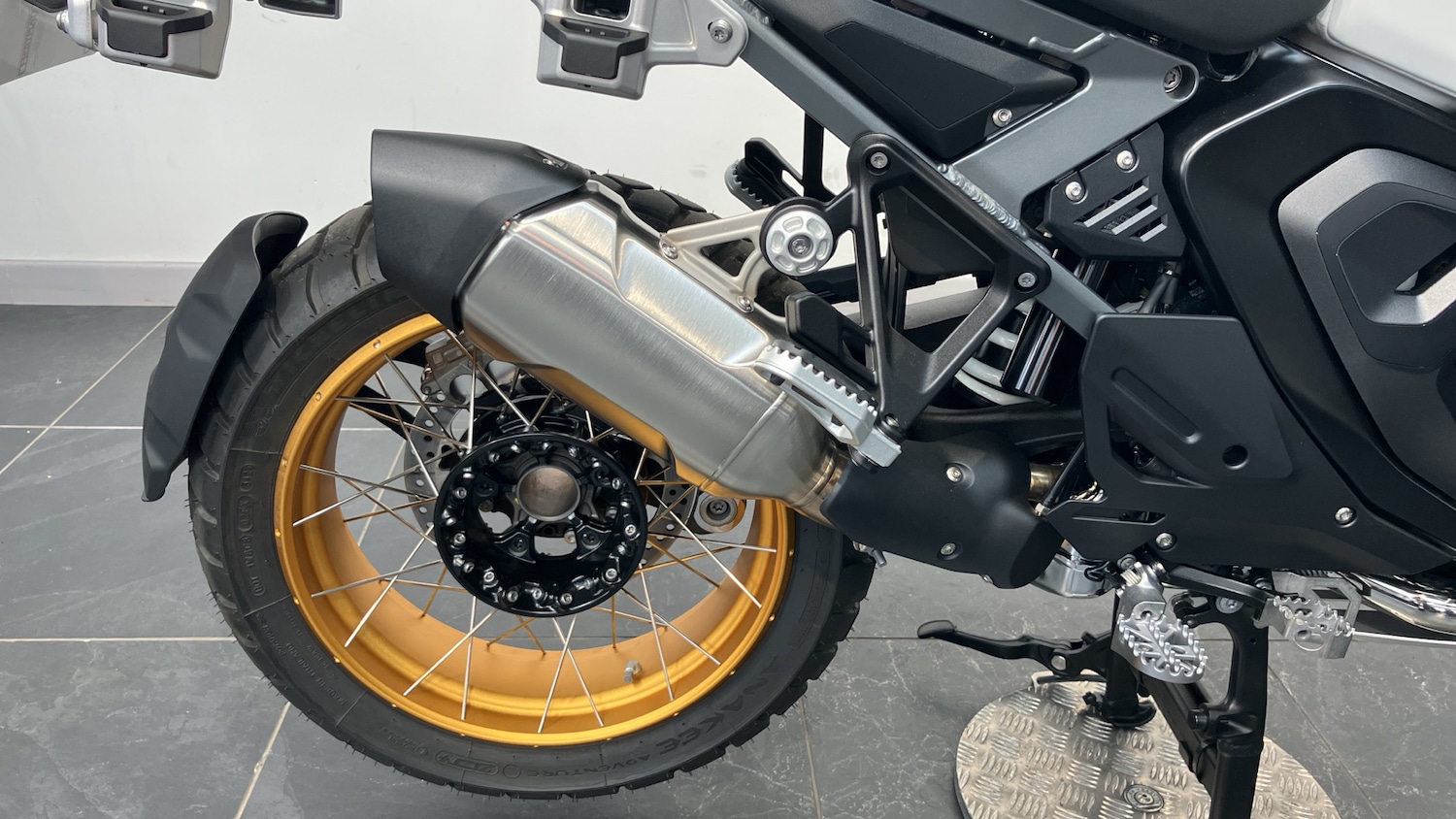 2025 BMW R1300 25MY BMW R1300 GS Adventure TE DUEL Petrol Manual - Picture 8 of 24
