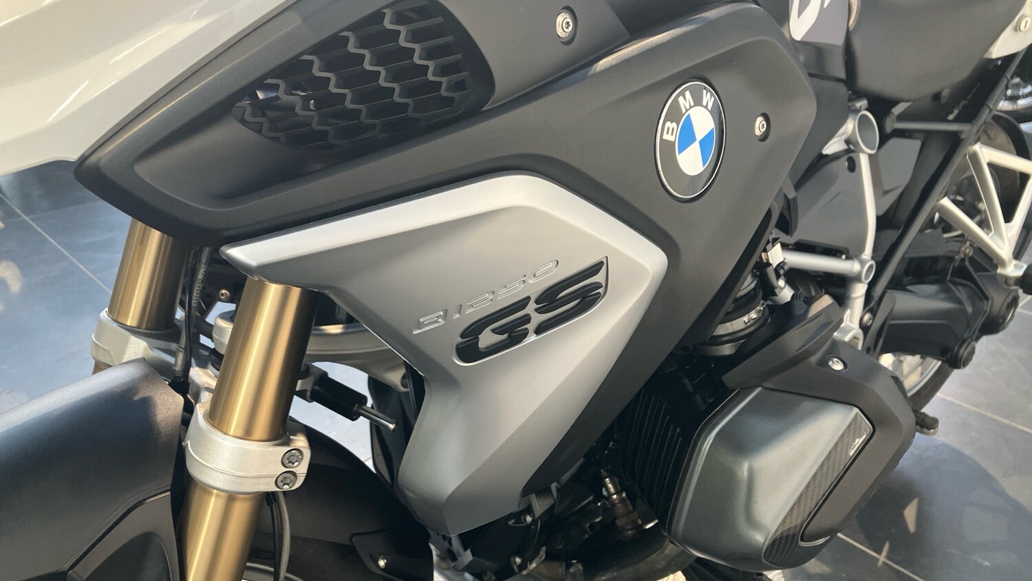 BMW R1250