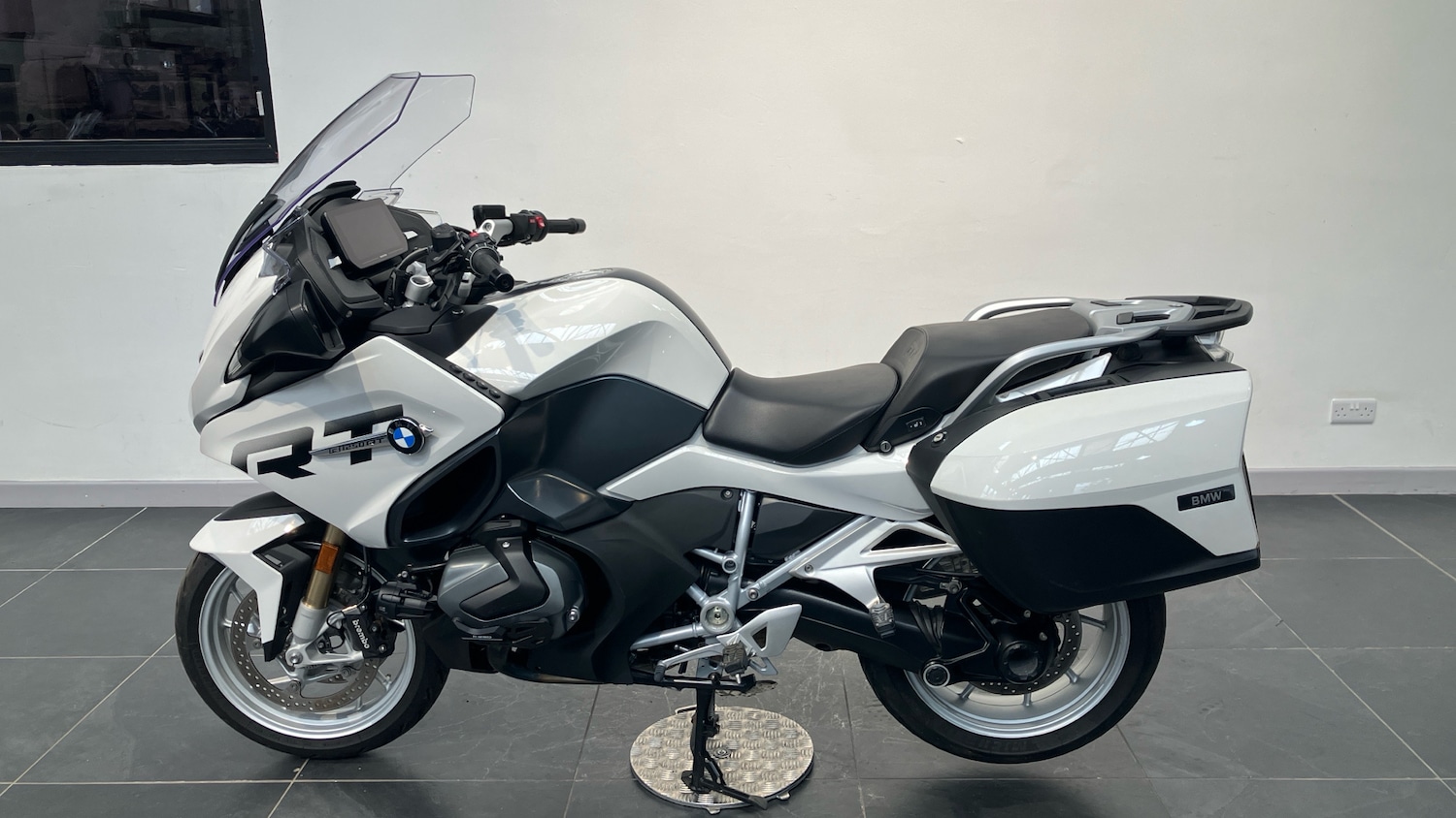 Used BMW R1250 2024 for sale - 78255356: Photo 2