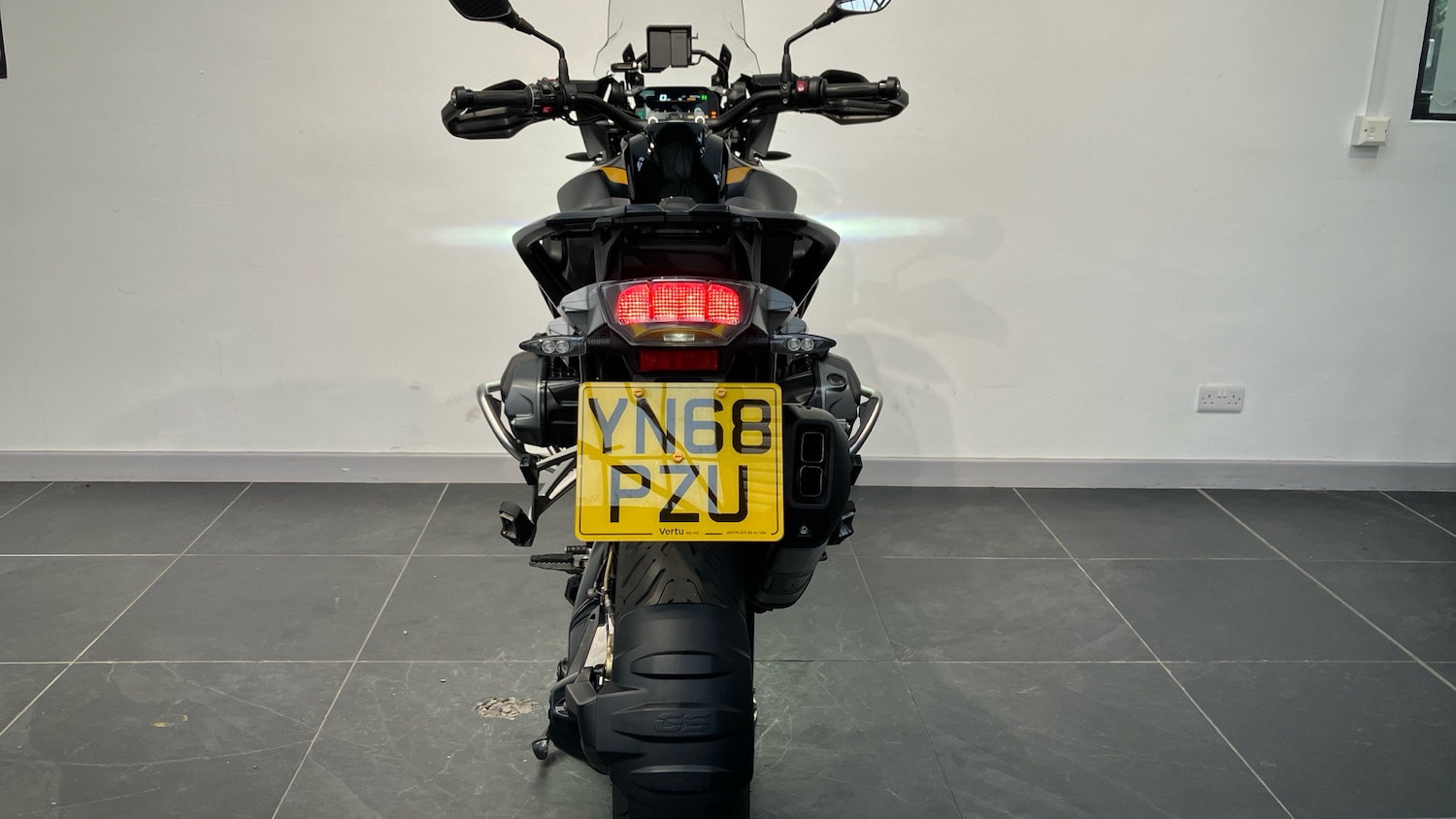 2019 BMW R1250 GS Exclusive TE DUEL Petrol Manual - Picture 23 of 24