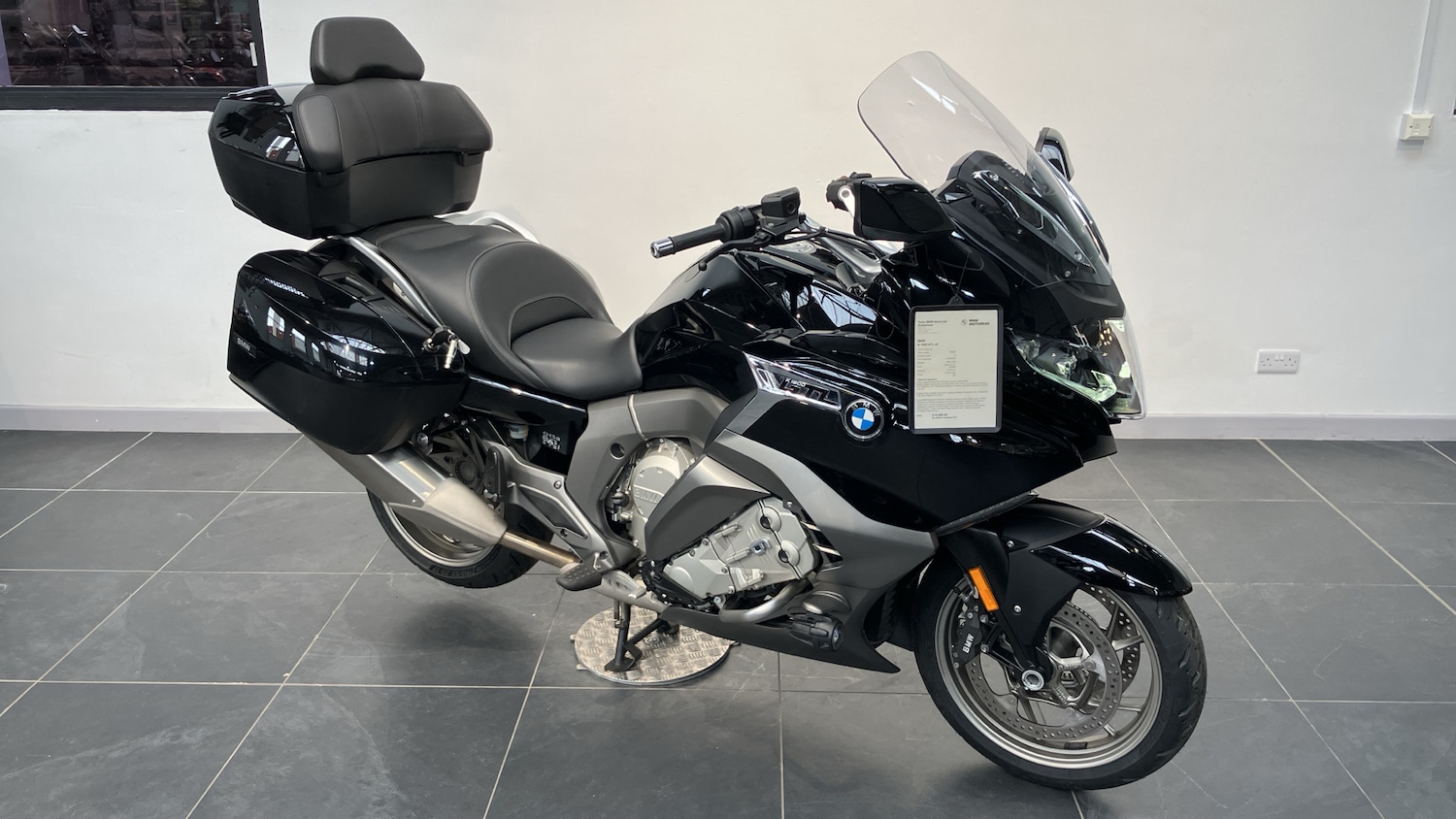 BMW K1600