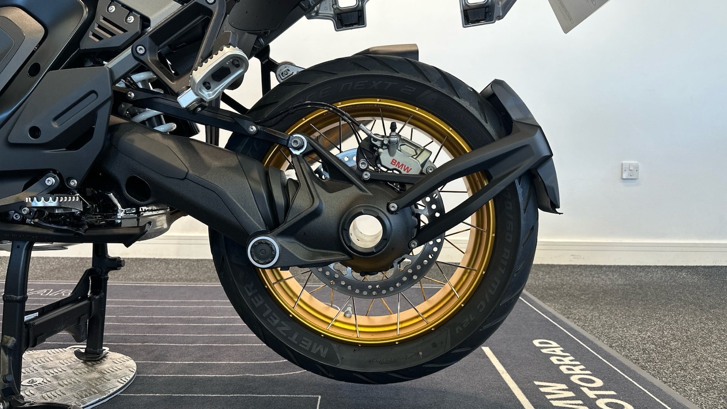2025 BMW R1300 25MY BMW R1300 GS Adventure TE Automatic Shift Assist (ASA) DUEL - Picture 20 of 24