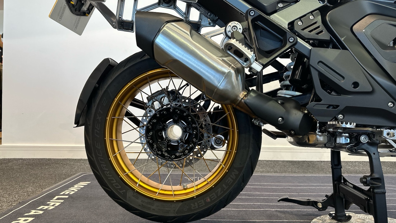 2025 BMW R1300 25MY BMW R1300 GS Adventure TE Automatic Shift Assist (ASA) DUEL - Picture 8 of 24