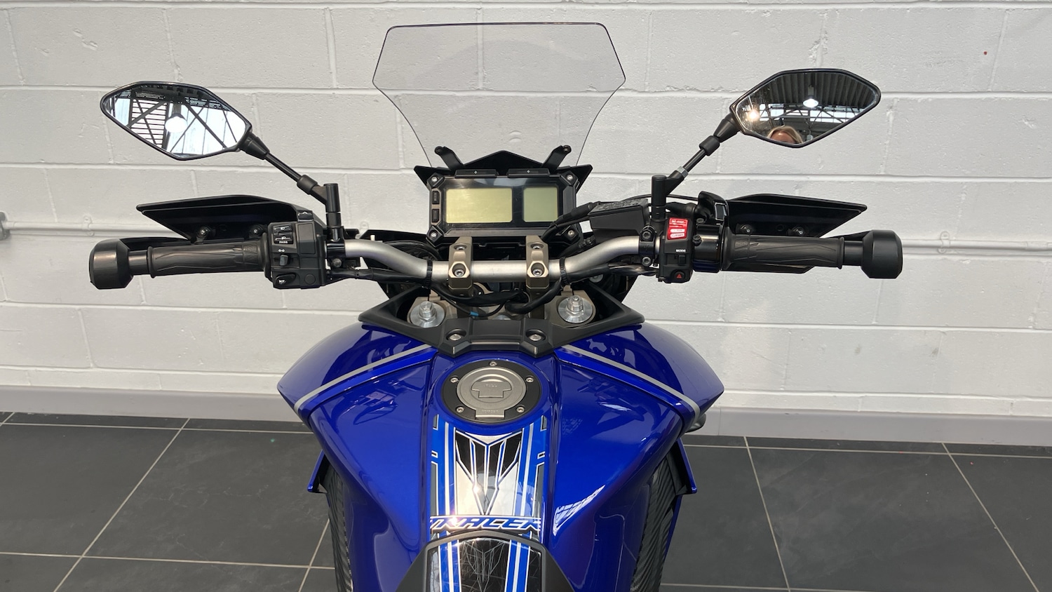 Used Yamaha MT-09 2017 for sale - 78627955: Photo 9