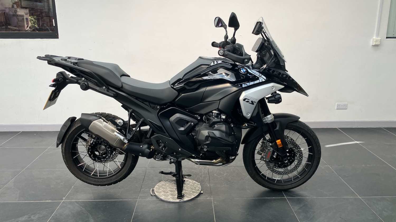 Used BMW R1300 2025 for sale - 78904418: Photo 1