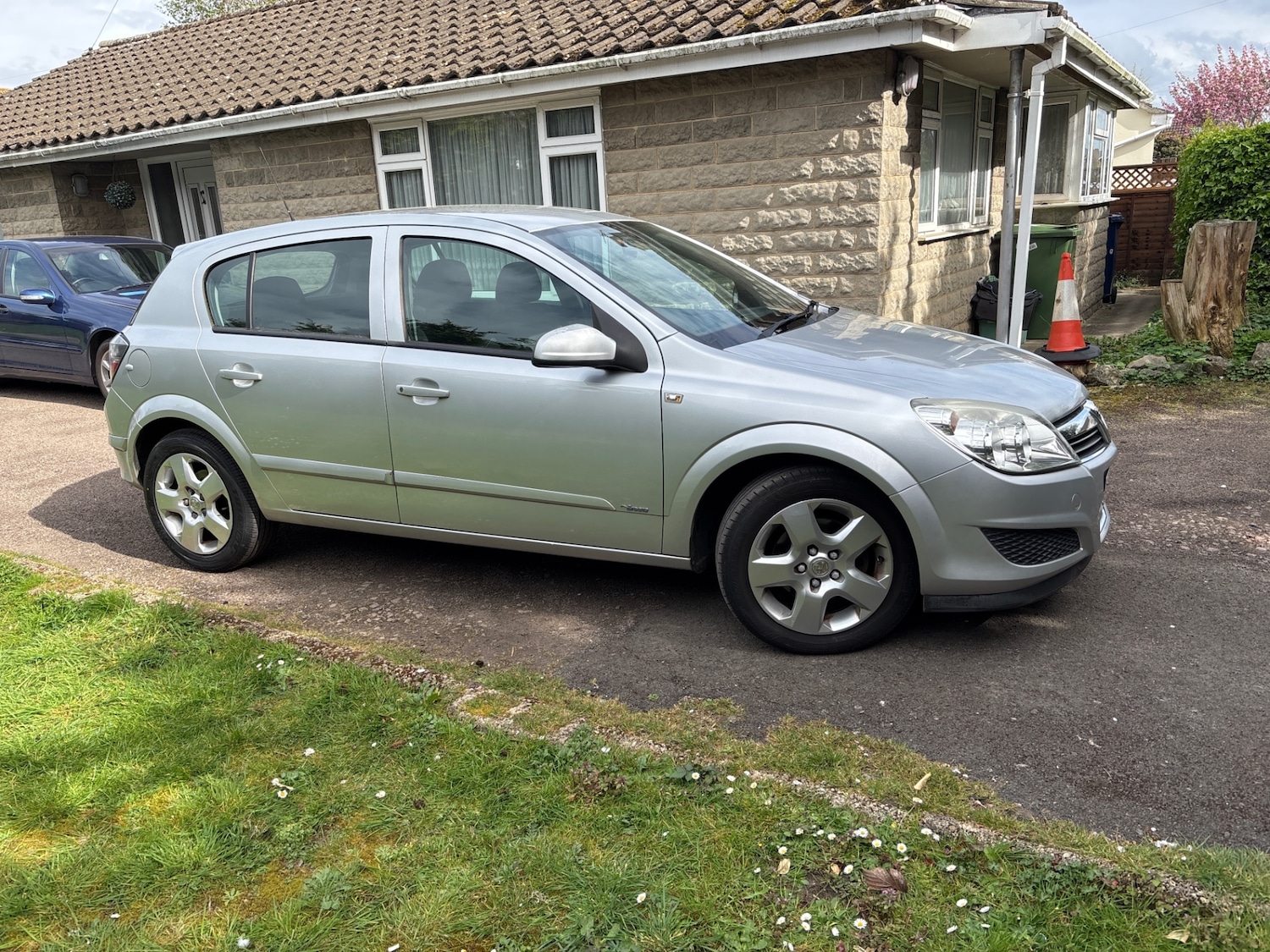 Used Vauxhall Astra 2008 for sale - 78179718: Photo 2