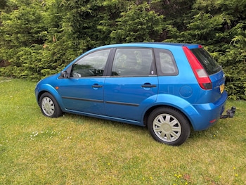 Used Ford Fiesta 2003 for sale - 78817612: Photo