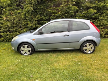 Used Ford Fiesta 2005 for sale - 78605950: Photo