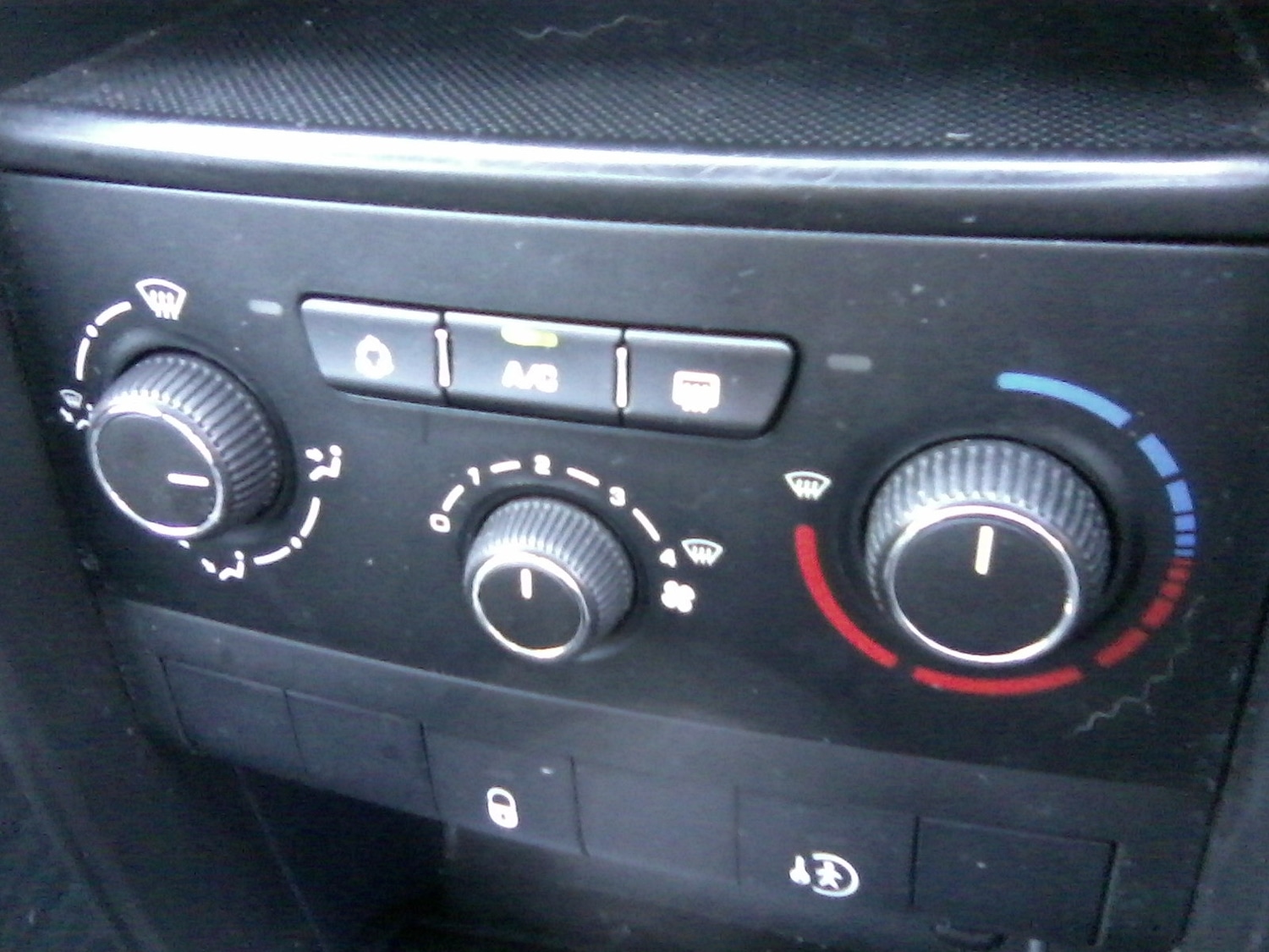 Used Peugeot 207 2009 for sale - 78085037: Photo 14