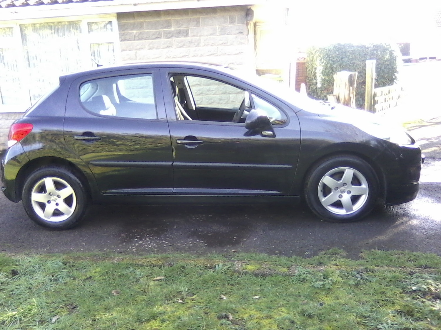 Used Peugeot 207 2009 for sale - 78085037: Photo 2