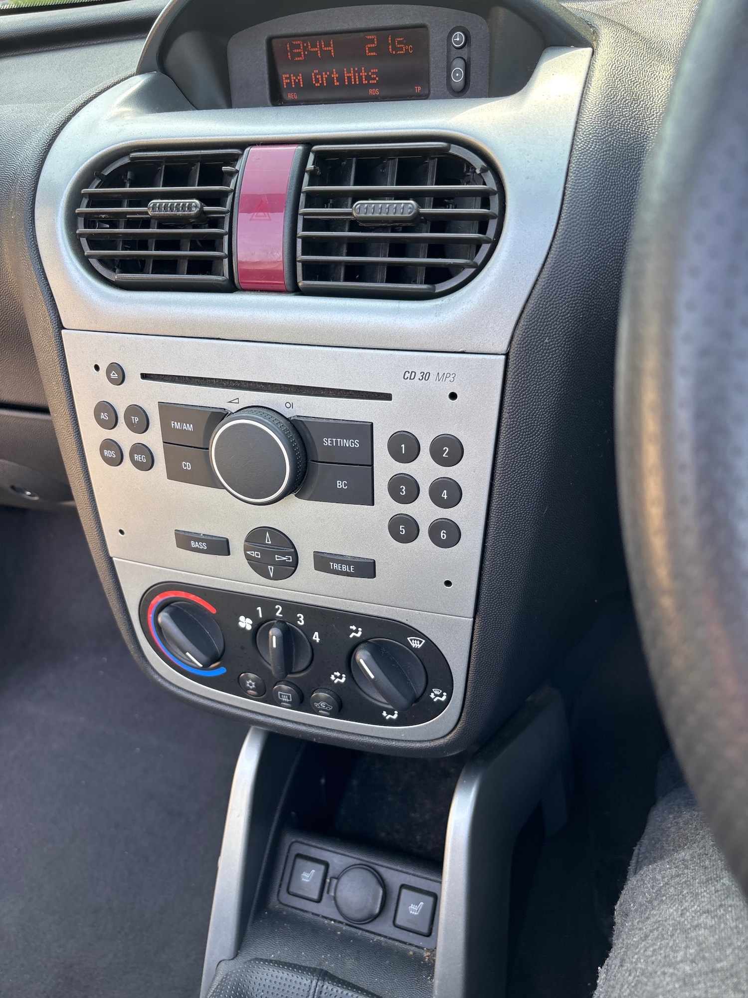 Used Vauxhall Tigra 2007 for sale - 78163270: Photo 12