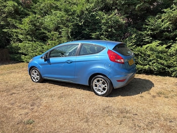 Used Ford Fiesta 2012 for sale - 79537143: Photo