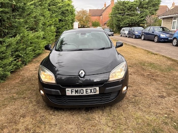 Used Renault Megane 2010 for sale - 79596917: Photo