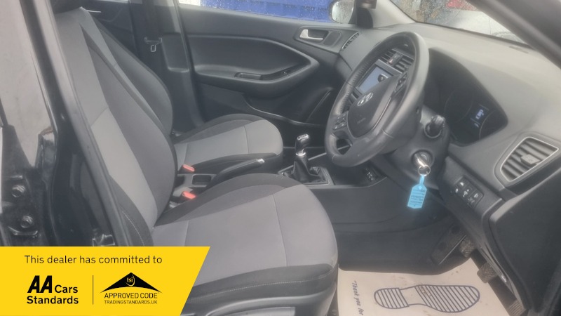 Used Hyundai i20 2019 for sale - 77107373: Photo 14