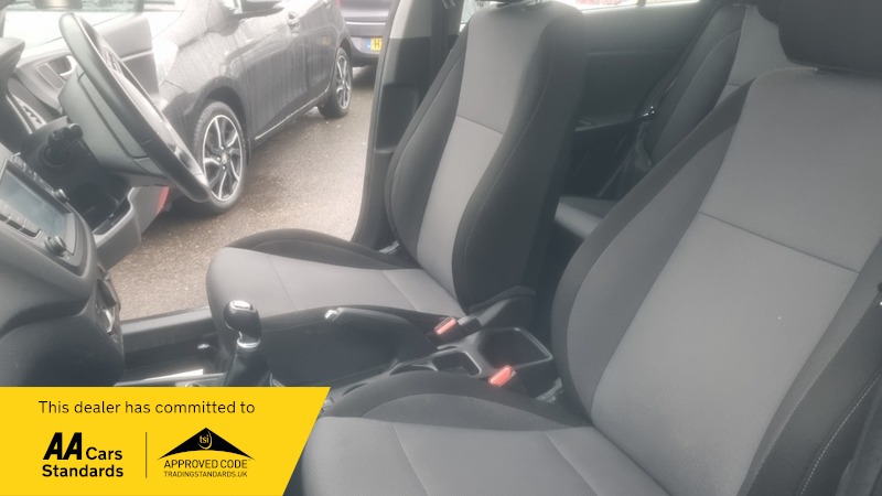 Used Hyundai i20 2019 for sale - 77107373: Photo 18
