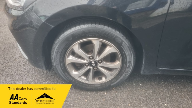 Used Hyundai i20 2019 for sale - 77107373: Photo 9