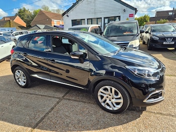 Used Renault Captur 2015 for sale - 78289010: Photo