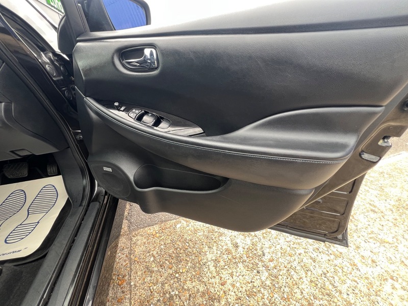 Used Nissan Leaf 2018 for sale - 76618373: Photo 31