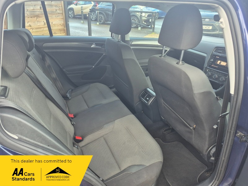 Used Volkswagen Golf 2017 for sale - 77189010: Photo 15