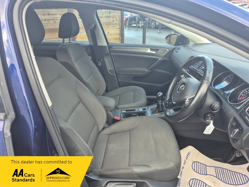 Used Volkswagen Golf 2017 for sale - 77189010: Photo 17