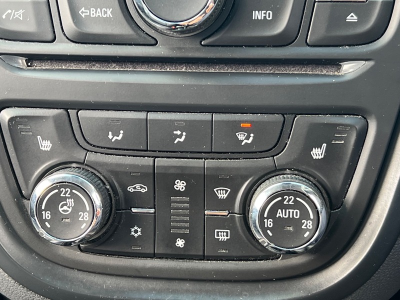 Used Vauxhall Mokka 2015 for sale - 75778033: Photo 20
