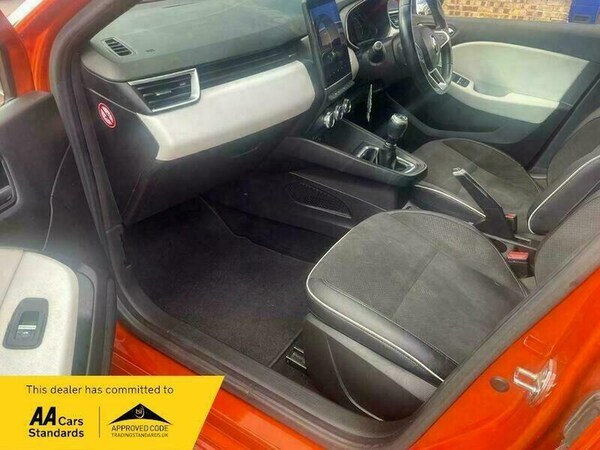 Used Renault Clio 2020 for sale - 74627868: Photo 14