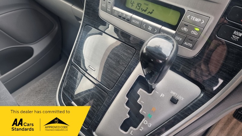 Used Toyota Alphard 2005 for sale - 76323833: Photo 16