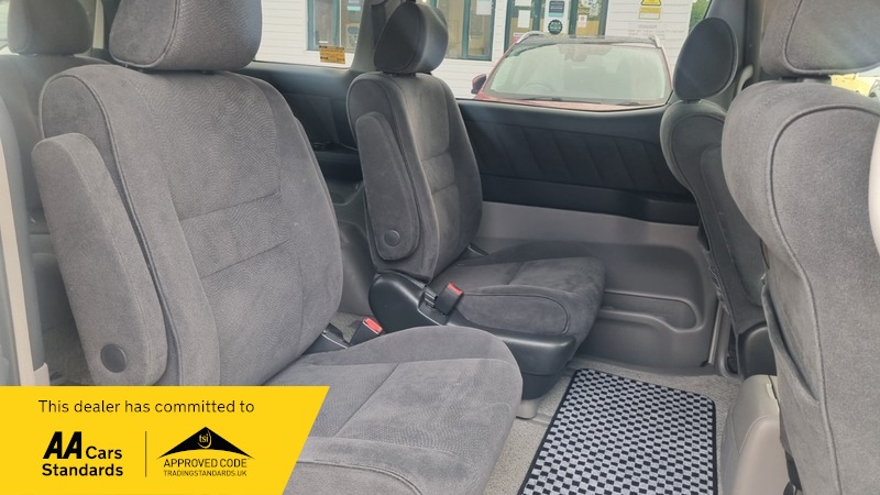 Used Toyota Alphard 2005 for sale - 76323833: Photo 7