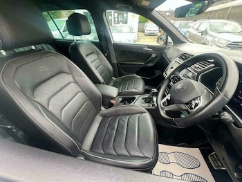 Used Volkswagen Tiguan 2020 for sale - 75360019: Photo