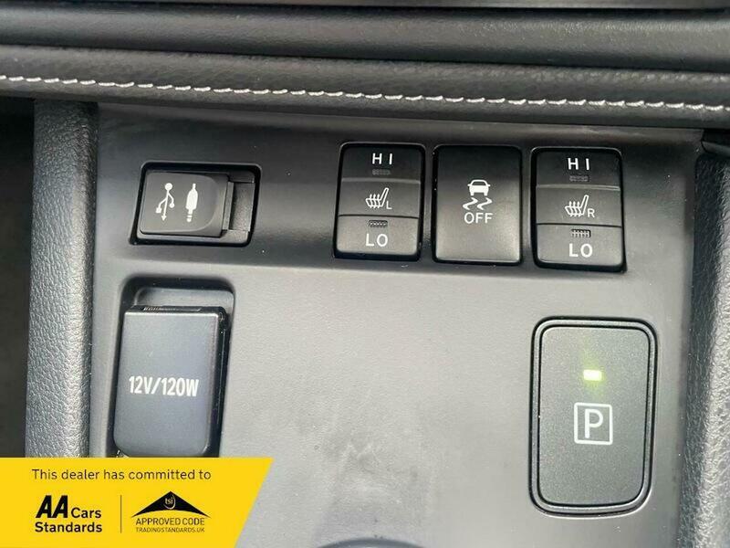 Used Toyota Auris 2017 for sale - 77129232: Photo 34