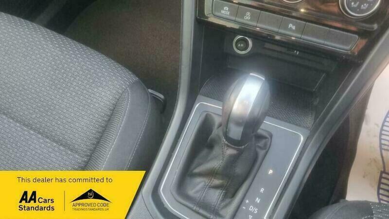 Used Volkswagen Touran 2020 for sale - 76784671: Photo 23