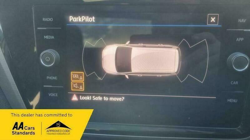 Used Volkswagen Touran 2020 for sale - 76784671: Photo 24