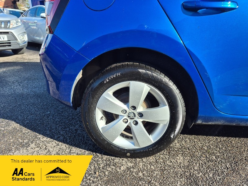 Used Skoda Fabia 2015 for sale - 77709002: Photo 8