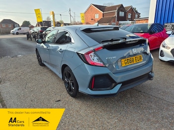 Used Honda Civic 2019 for sale - 77953622: Photo