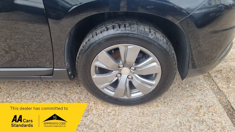 Used Peugeot 2008 2017 for sale - 76173513: Photo 11