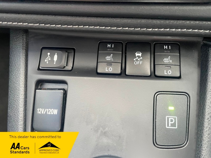 Used Toyota Auris 2017 for sale - 76884615: Photo 35