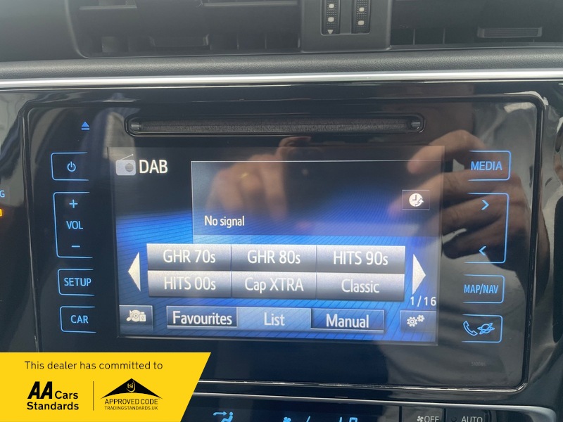 Used Toyota Auris 2017 for sale - 76884615: Photo 36