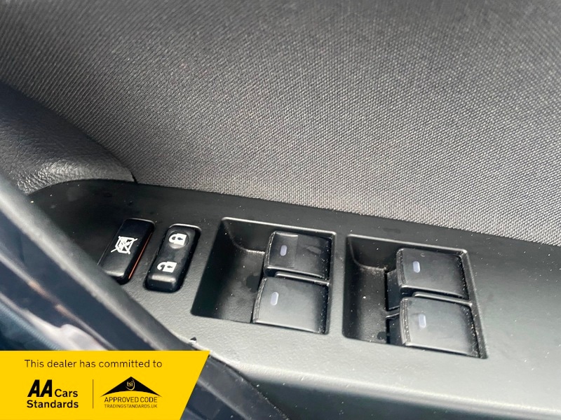 Used Toyota Auris 2017 for sale - 76884615: Photo 37