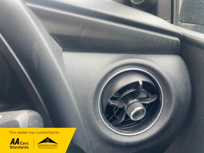 Used Toyota Auris 2017 for sale - 76884615: Photo 39