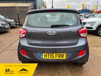 Used Hyundai i10 2015 for sale - 76910776: Photo