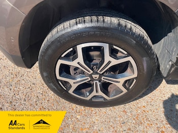 Used Dacia Duster 2019 for sale - 78316157: Photo